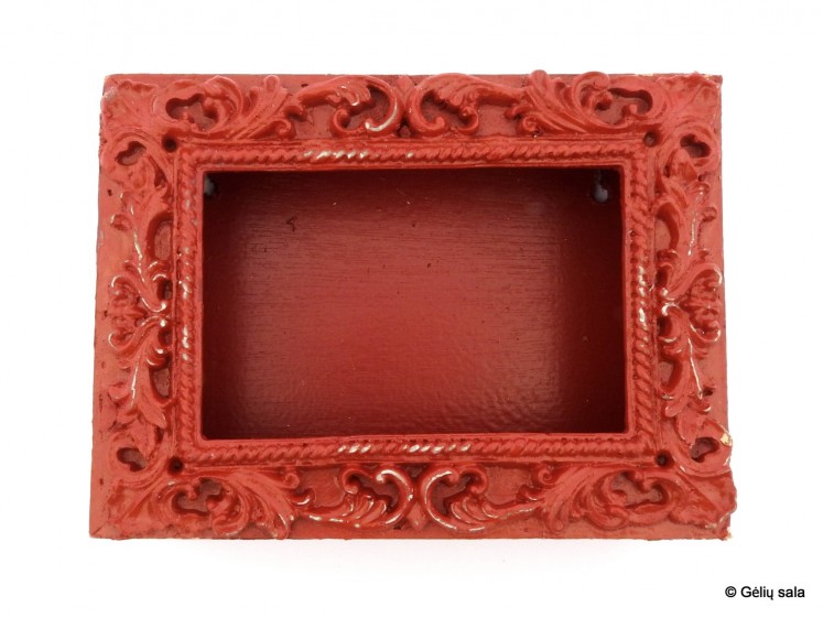 Red Frame/Box