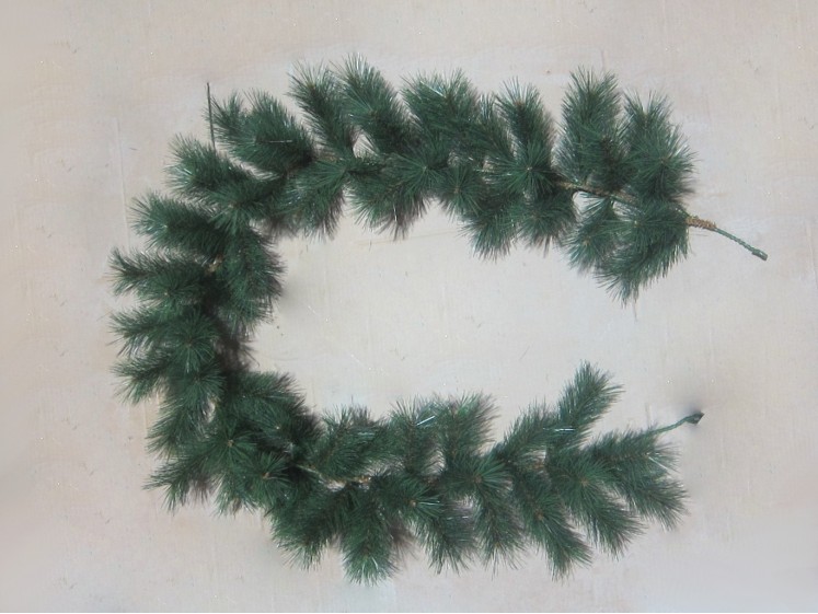 Christmas garland without...