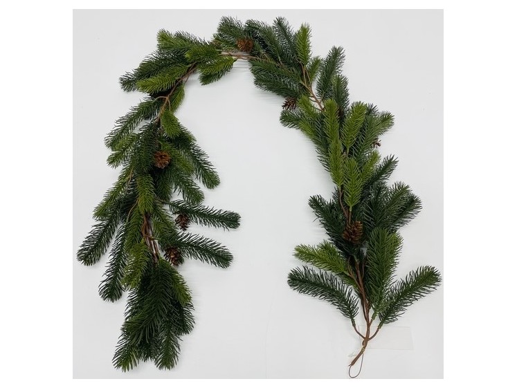 Kalėdinė eglės girlianda