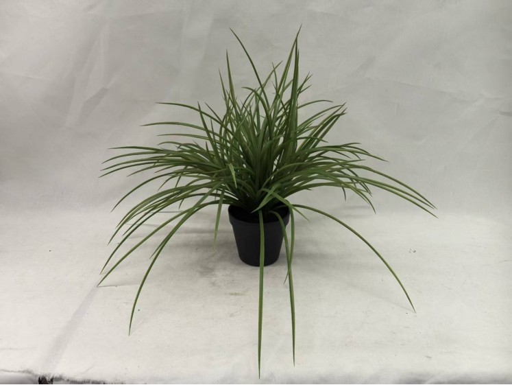 Dirbtinė žolė-smilga vazone