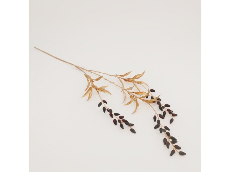 Kalėdinė šaka su uogomis