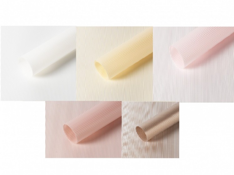 Folija  gėlėms pakuoti lapais