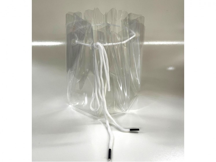 A bag for transporting cut...